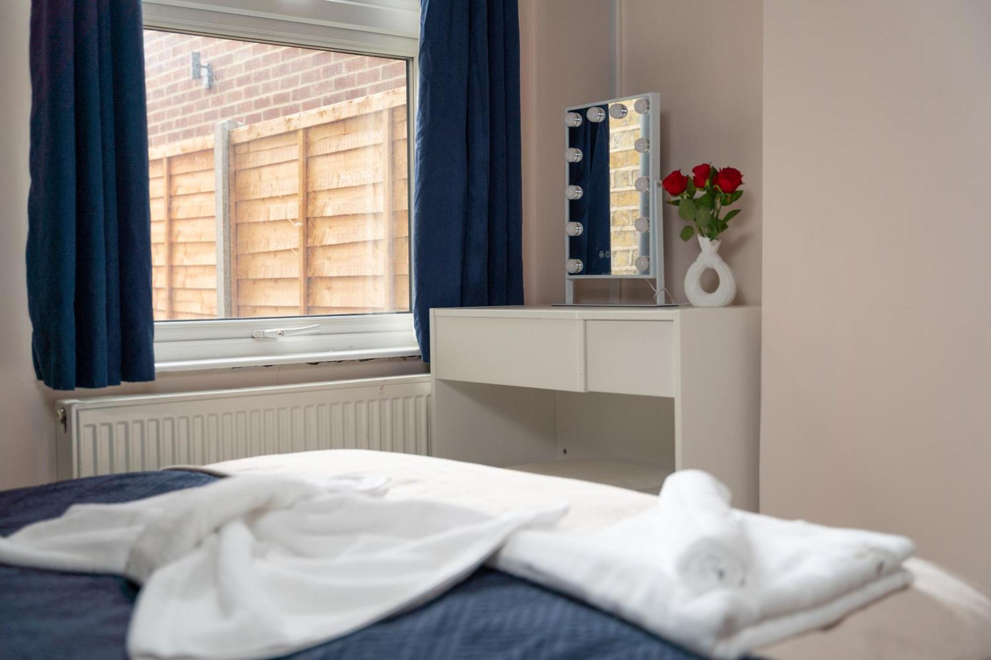 Beautiful 2 Bedroom With Private Garden In Wimbledon - Minutes From Central London Luaran gambar