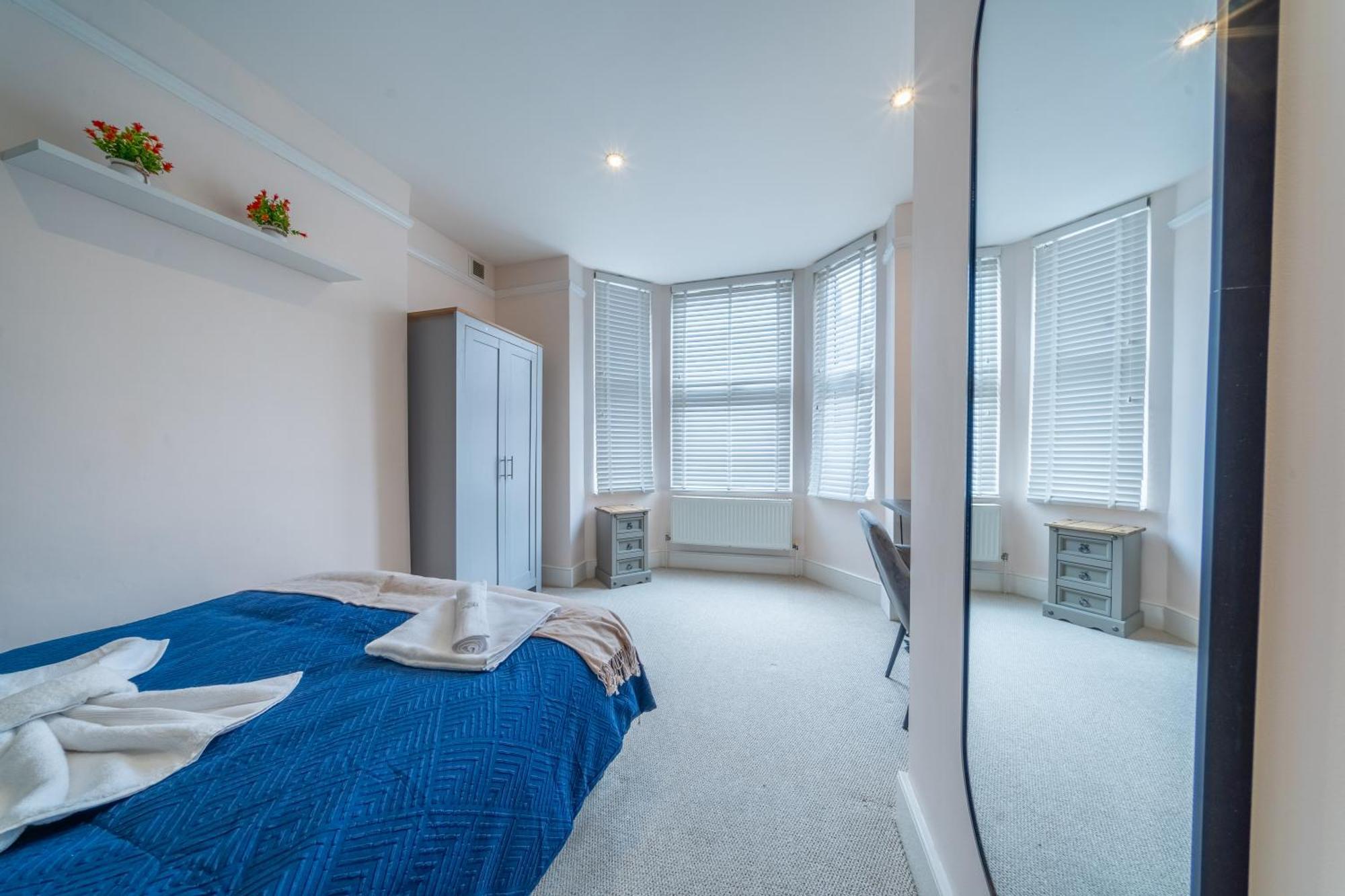 Beautiful 2 Bedroom With Private Garden In Wimbledon - Minutes From Central London Luaran gambar