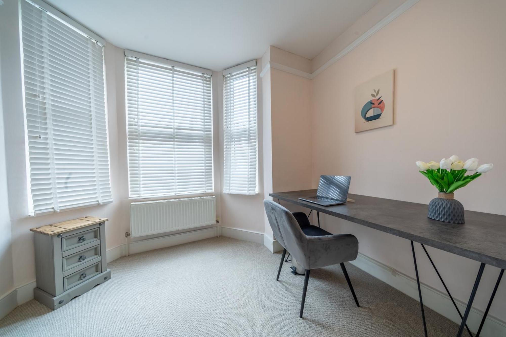 Beautiful 2 Bedroom With Private Garden In Wimbledon - Minutes From Central London Luaran gambar