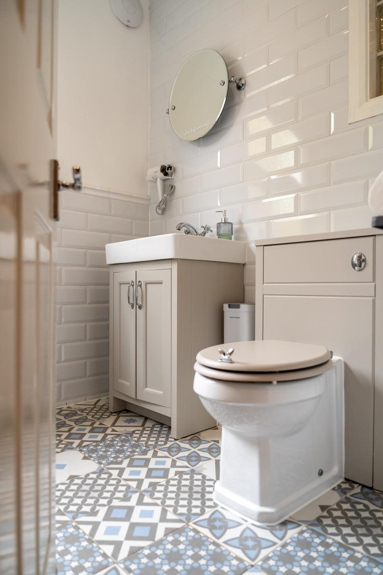 Beautiful 2 Bedroom With Private Garden In Wimbledon - Minutes From Central London Luaran gambar