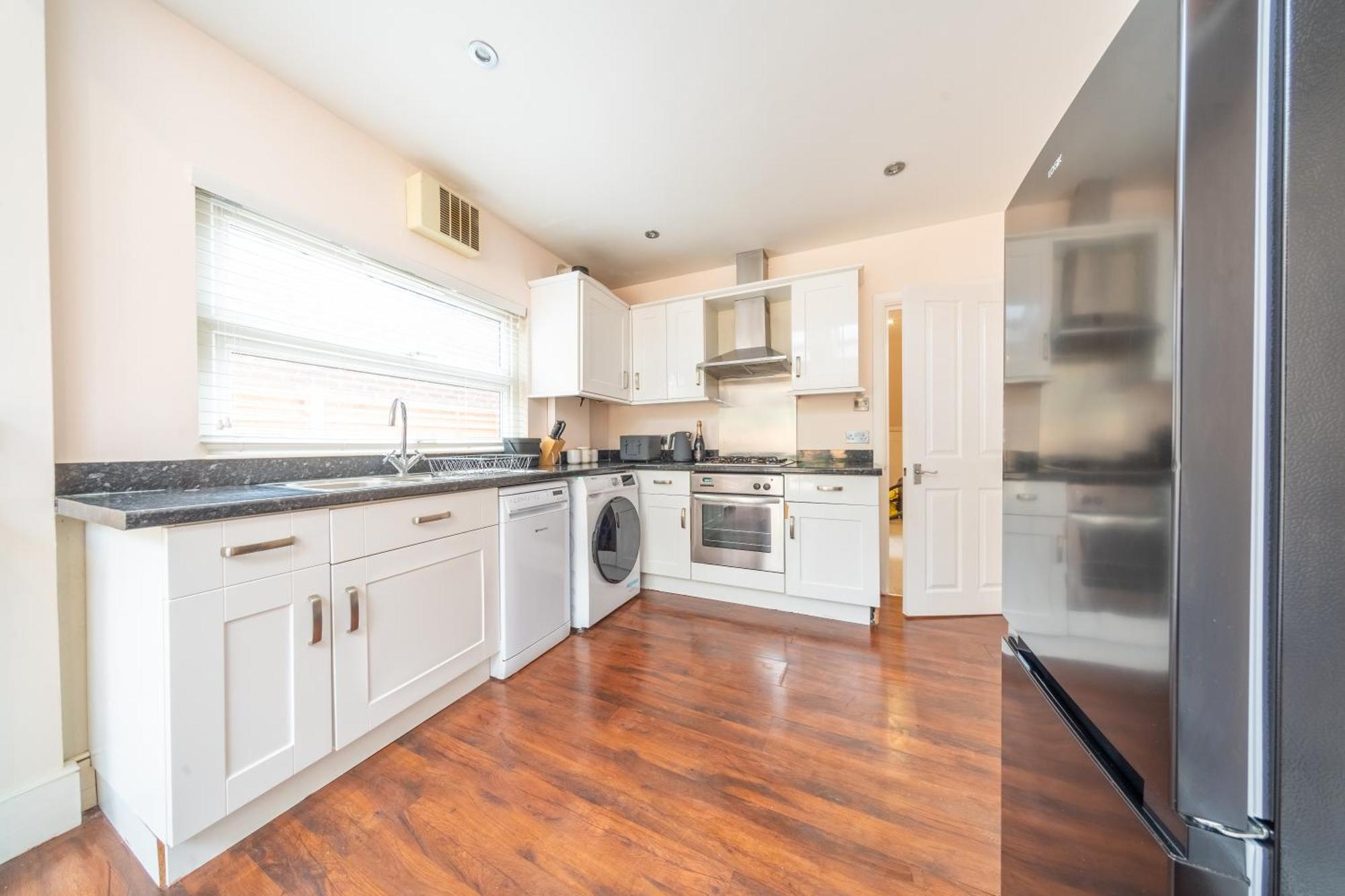 Beautiful 2 Bedroom With Private Garden In Wimbledon - Minutes From Central London Luaran gambar