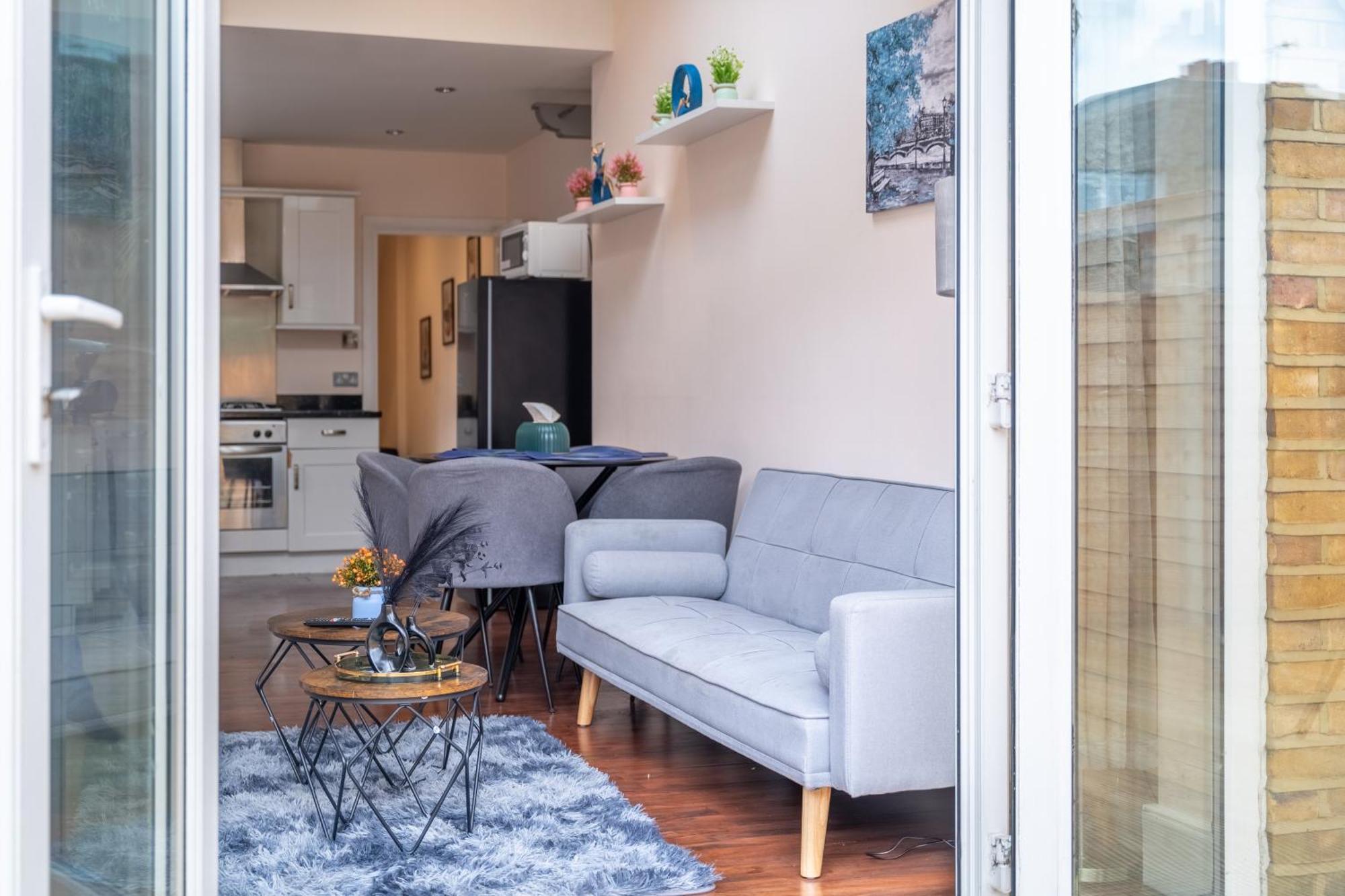 Beautiful 2 Bedroom With Private Garden In Wimbledon - Minutes From Central London Luaran gambar